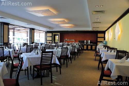Lion Hotel 9